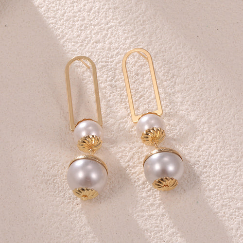Ladies earrings with elegant pearl design Fashion Glam-Fashion Glam