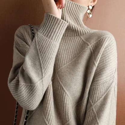 NIA - ELEGANT TURTLENECK JUMPER