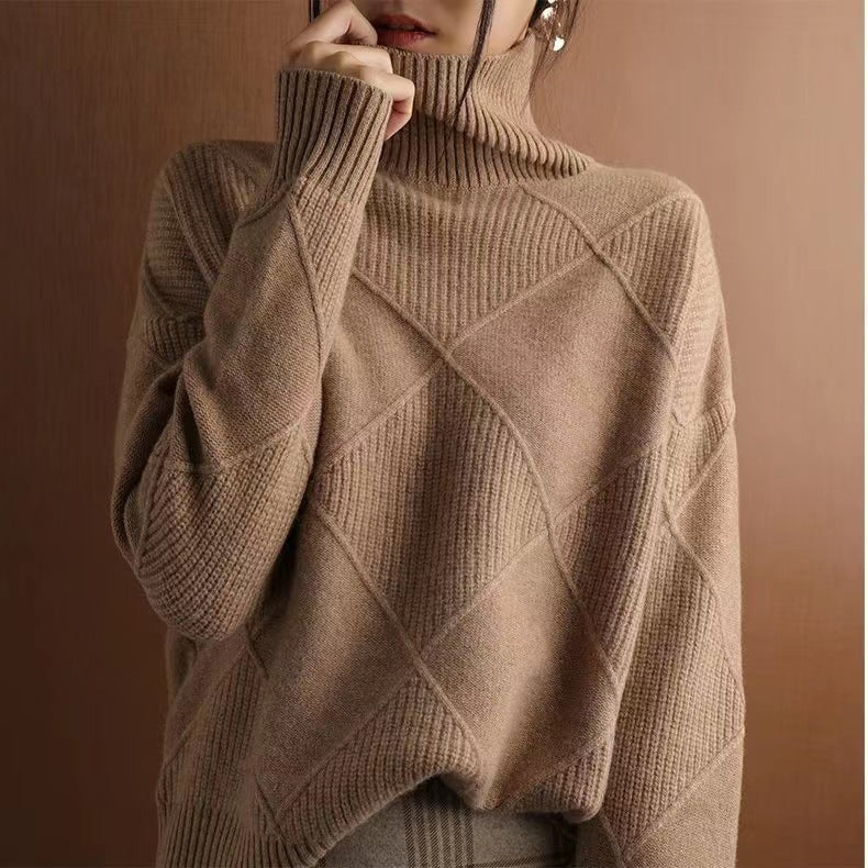 NIA - ELEGANT TURTLENECK JUMPER