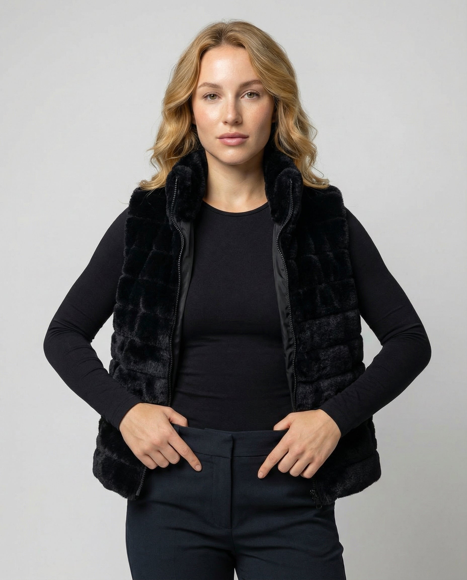 Quilted vest made of faux fur for women-Fashion Glam