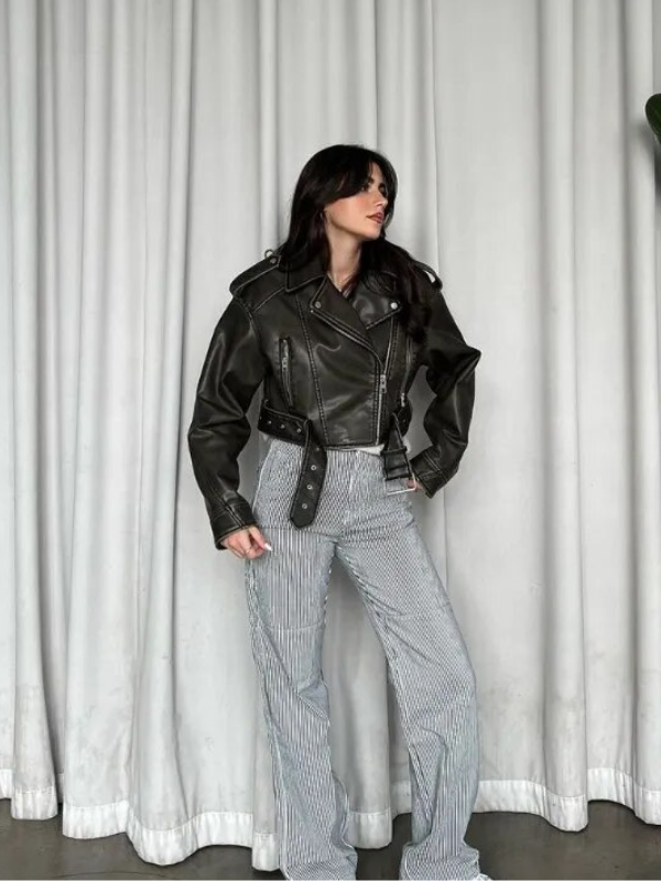 Fashion Glam | Short-Cut Biker Jacket - Vintage & Stylish