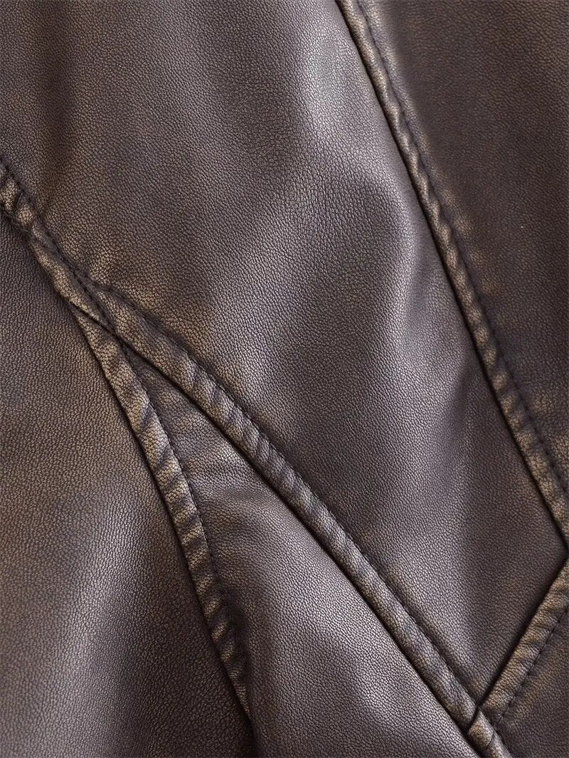 Fashion Glam | Short-Cut Biker Jacket - Vintage & Stylish