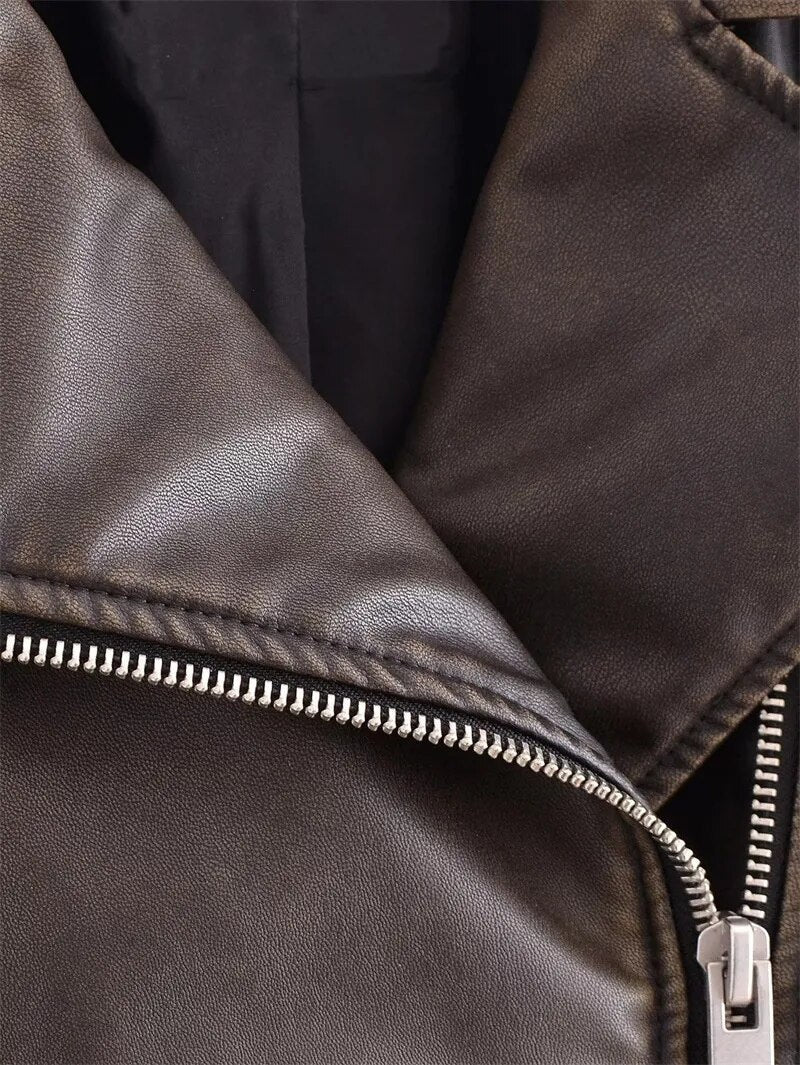 Fashion Glam | Short-Cut Biker Jacket - Vintage & Stylish