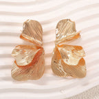 Women's ear clips in an elegant, textured design Fashion Glam-Fashion Glam
