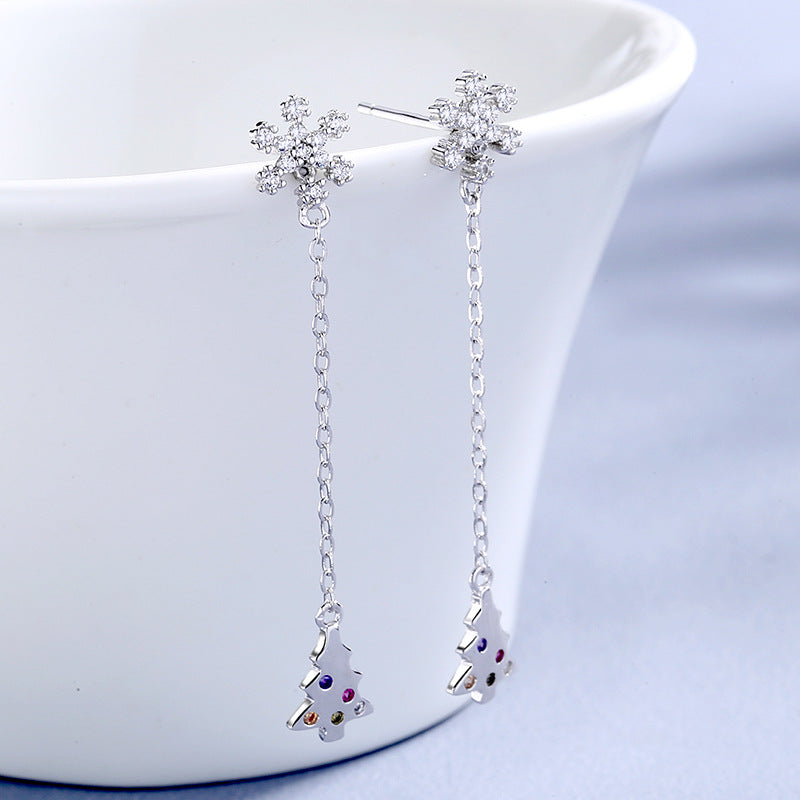 Women’s earrings with sparkling snowflake pendant and chain embellishment Fashion Glam-Fashion Glam