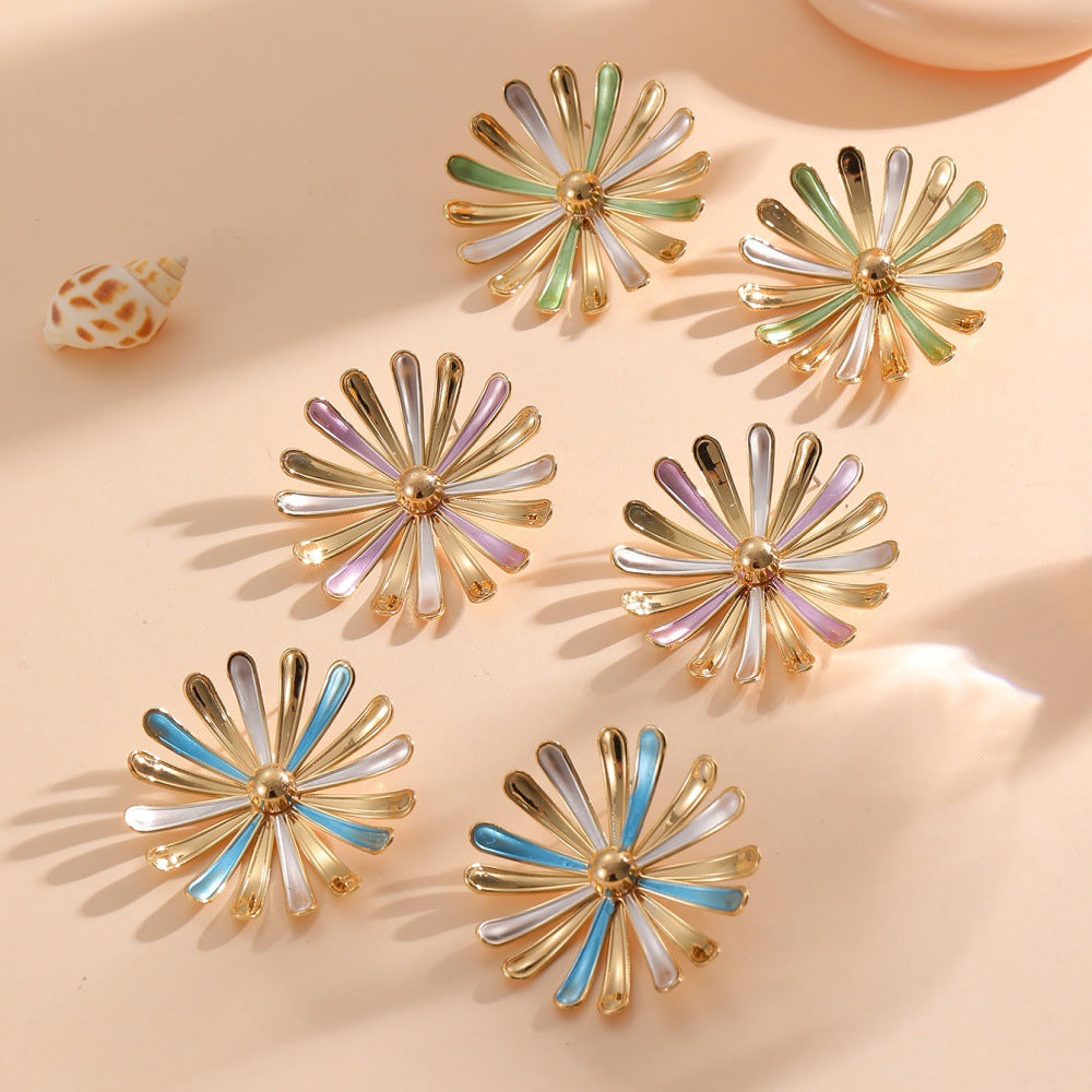 Women’s Flower Earrings in Modern 3D Design Fashion Glam-Fashion Glam