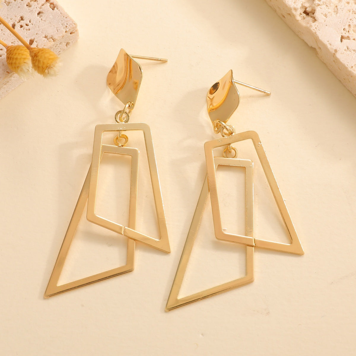 Women's Hanging Earrings in Modern Geometric Design Fashion Glam-Fashion Glam