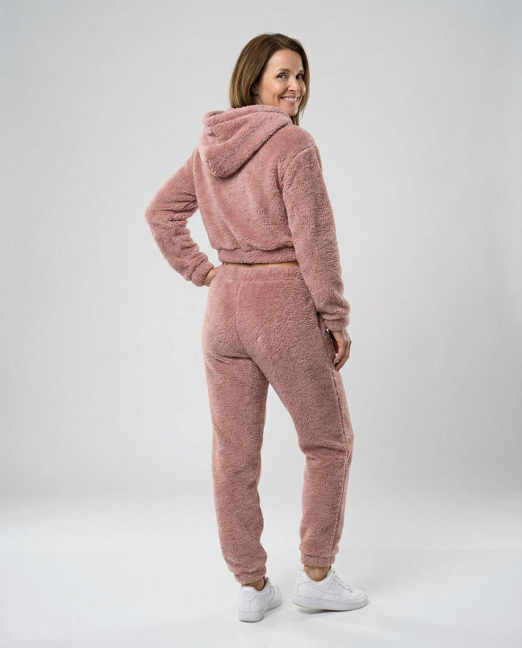 Women’s Lounge Suit with Cropped Jacket-Fashion Glam