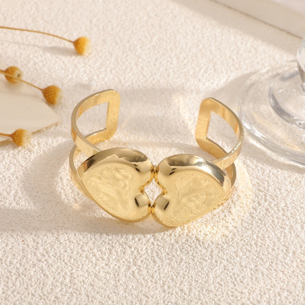 Women's Open Bangle with Elegant Heart Shape Fashion Glam-Fashion Glam