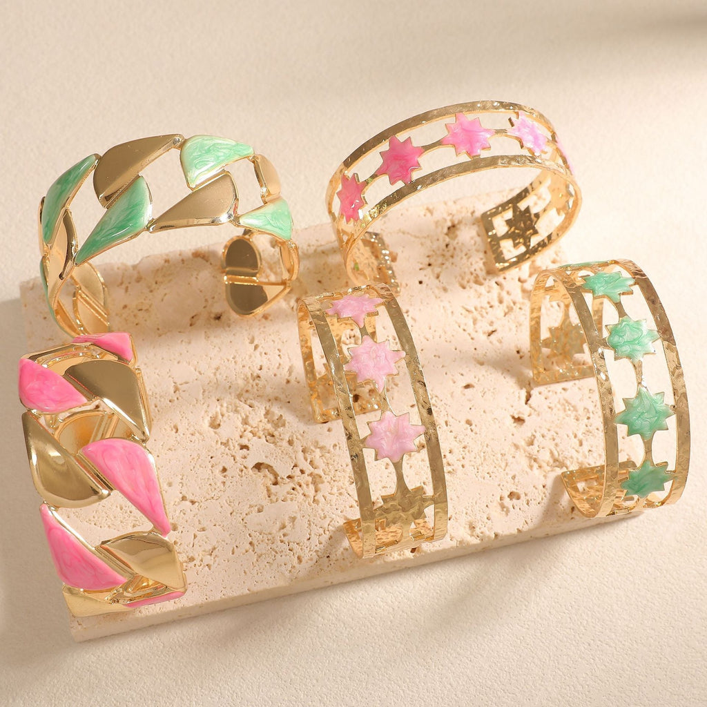 Women's Open Bangle with Elegant Leaf Design Fashion Glam-Fashion Glam